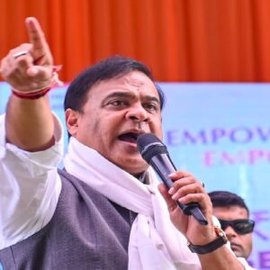 ‘১৩ বার ভারতে এসেছে পাক এজেন্ট!’ কংগ্রেস সাংসদ গৌরব গগৈয়ের স্ত্রীর বিরুদ্ধে বিস্ফোরক হিমন্ত!