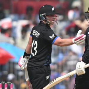 রশিদদের হারের স্বাদ চখালেন কিউয়িরা! টিম সাইফার্টের ব্যাটে বিশ্বকাপ অভিযান শুরু নিউজিল্যান্ডের