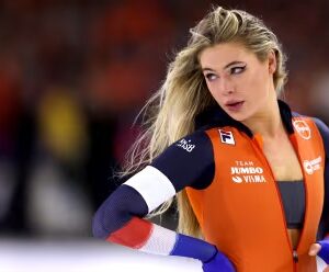 অলিম্পিকে বিশ্বরেকর্ড গড়ে সোনা! গ্ল্যামারে মডেলদেরও হার মানাচ্ছেন এই ডাচ সুন্দরী!