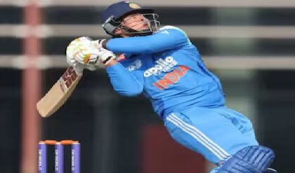 শুভমন গিল অতীত! ১৪ বছরেই বিশ্বরেকর্ডের দোরগোড়ায় বৈভব, ইতিহাস গড়তে আর কত রান চাই?