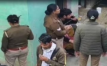 মথুরায় শিউরে ওঠা গণআত্মহত্যা! দুধে বিষ মিশিয়ে পান, একই পরিবারের ৫ জনের মর্মান্তিক মৃত্যু!