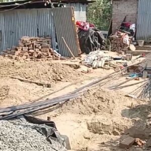 সরকারি রাস্তা দখল করে বাড়ি তৈরির চেষ্টা! তৃণমূল কর্মীর দাদাগিরির বিরুদ্ধে সরব গ্রামবাসীরা