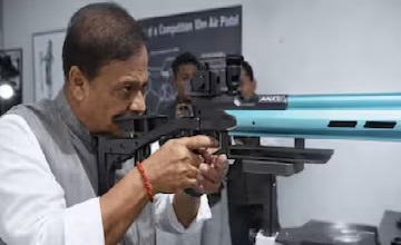 রাজনৈতিক লড়াই ইদানীং সুপ্রিম কোর্টেই লড়া হয়!’ হিমন্তর ভিডিও মামলায় পর্যবেক্ষণ প্রধান বিচারপতির