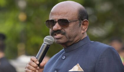 “সামনে শত্রু ও হাতিয়ার, প্রস্তুত হতে হবে!” ত্রিবেণীর কুম্ভমেলায় দাঁড়িয়ে কাদের হুঁশিয়ারি দিলেন রাজ্যপাল?