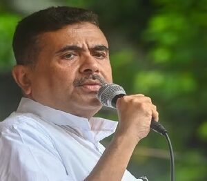 “সিঙ্গুর আন্দোলনের নায়ক এখন পার্থ!” বাংলার পাঠ্যবই নিয়ে শুভেন্দুর বিস্ফোরক দাবি, শিক্ষা ব্যবস্থাকে ‘অশিক্ষা’র আখড়া বলে তোপ