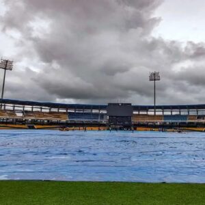 কলম্বোয় বৃষ্টির হানা! ভেস্তে যাবে কি ভারত-পাক মেগা ফাইট? মাঠের বাইরে এবার প্রার্থনায় কোটি কোটি ভক্ত