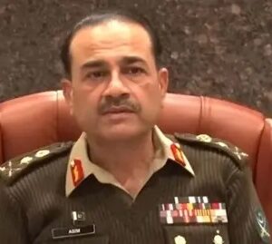 ‘আগে পরিচয়পত্র দেখান, তবেই প্রবেশ!’ মিউনিখে চরম অপদস্থ পাক সেনাপ্রধান আসিম মুনির