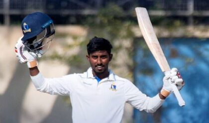 থামানো যাচ্ছে না সুদীপকে! কোয়ার্টারের পর সেমিতেও দুরন্ত সেঞ্চুরি, নবি-ত্রাস কাটিয়ে ফাইন্যালের পথে বাংলা