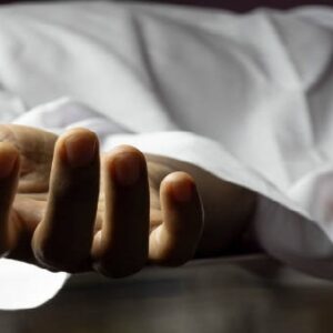 মুম্বইয়ে নাবালকের এসইউভি-র ধাক্কায় শেষ রক্ষা হল না, ১০ দিন যমে-মানুষে লড়াইয়ের পর মৃত্যু যুবকের! মুম্বইয়ে নাবালকের এসইউভি-র ধাক্কায় শেষ রক্ষা হল না, ১০ দিন যমে-মানুষে লড়াইয়ের পর মৃত্যু যুবকের!