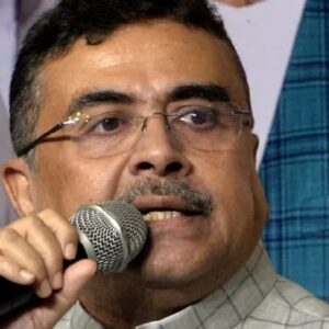 ২৬-এর ভোটে ‘জামাত’ কানেকশন? শুভেন্দুর নিশানায় হুমায়ুন কবীর, তোলপাড় রাজ্য রাজনীতি! ২৬-এর ভোটে ‘জামাত’ কানেকশন? শুভেন্দুর নিশানায় হুমায়ুন কবীর, তোলপাড় রাজ্য রাজনীতি!