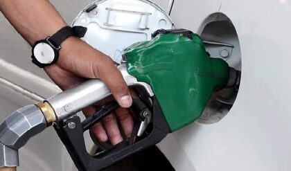 পকেটে টান! পাকিস্তানে ফের আকাশছোঁয়া জ্বালানির দাম, এক লাফে পেট্রোল ও ডিজেল বাড়ল কত?