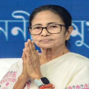 ‘বাংলাদেশে কত সুন্দর ভোট হলো, আর এখানে…’ তুলনা টেনে কাকে বিঁধলেন মমতা বন্দ্যোপাধ্যায়?