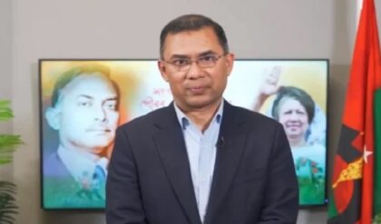 তারেকের মন্ত্রিসভায় বড় চমক! একমাত্র হিন্দু মন্ত্রী হিসেবে শপথ নিলেন নিতাই রায় চৌধুরী