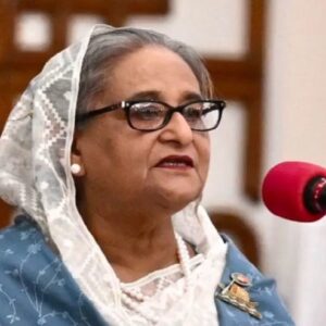 বিএনপি সরকার গড়তেই ভোলবদল! তালা ভেঙে খুলছে একের পর এক আওয়ামি লীগ অফিস, হাসিনা কি তবে ফিরছেন?