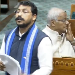 বাজেট ভুলে খিলখিলিয়ে হাসি! সংসদে জুন মালিয়া ও সৌগত রায়ের কাণ্ড দেখে ছিছিক্কার নেটপাড়ায়