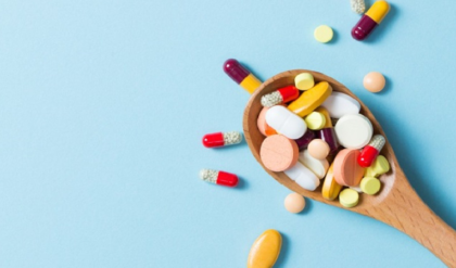 কথায় কথায় অ্যান্টিবায়োটিক খাচ্ছেন? নিজের অজান্তেই শরীরের যে মারাত্মক ক্ষতি করছেন আপনি!