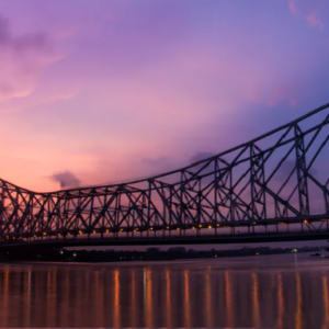 ১৫৫ বছরের ইতিহাসে প্রথমবার! মাঝরাতে হুগলি নদীতে যা ঘটল, তা দেখে তাজ্জব গোটা দেশ