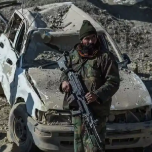 ডুরান্ড লাইনে রক্তক্ষয়ী মহাযুদ্ধ! খাজা আসিফের হুঙ্কার, তালিবানের পাল্টায় মৃত ৫৫ পাক সেনা