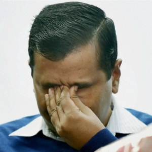 আদালত চত্বরেই কান্নায় ভেঙে পড়লেন কেজরিওয়াল! আবগারি কলঙ্ক মুছে ফিরল ‘সততার’ তকমা