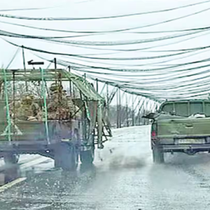 আকাশ থেকে ধেয়ে আসা যমদূতকে আটকাতে এবার স্পেশাল জাল! ইউক্রেনীয় সেনার নতুন মাস্টারস্ট্রোক