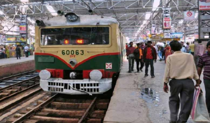 স্টেশন নোংরা করলেই পকেটে টান! ২০২৫-এ পূর্ব রেলে জরিমানা গুনলেন ৭১ হাজারেরও বেশি যাত্রী