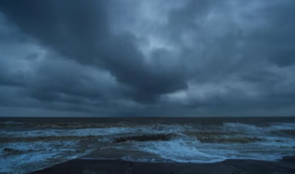 বঙ্গোপসাগরে ফুঁসছে নিম্নচাপ! বদলে যাচ্ছে বাংলার আবহাওয়া, কোন কোন জেলায় বৃষ্টির পূর্বাভাস?