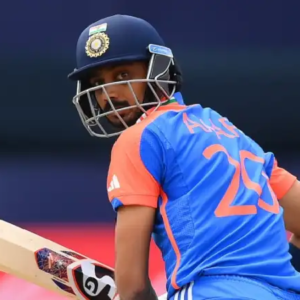 “ওদের রাইভ্যালই মনে করি না!” পাকিস্তানকে চূর্ণ করার পর বিস্ফোরক মেজাজে অক্ষর প্যাটেল