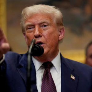 “২০০% শুল্কের ভয় দেখাতেই থেমেছে ভারত-পাক যুদ্ধ!” ফের বিস্ফোরক দাবি ট্রাম্পের