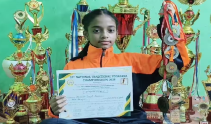 ১০ বছরেই যোগব্যায়ামে বিশ্বজয়! পুরুলিয়ার দেবাংশীর মেডেলের বন্যা দেখে তাজ্জব নেটপাড়া