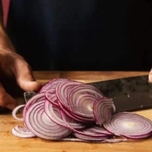 মরণব্যাধি রুখবে পেঁয়াজের খোসা! আয়ু বাড়ানোর এই গোপন রহস্য জানলে চমকে যাবেন