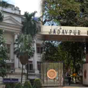 আবার সেই যাদবপুর! এবার তুলনামূলক সাহিত্য বিভাগে ছাত্রকে ‘গণপিটুনি’র হুমকি, তপ্ত ক্যাম্পাস