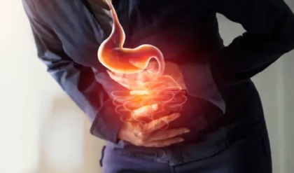 সাবধান! গ্যাস্ট্রিকের যন্ত্রণায় ছটফট করছেন? আজই তালিকা থেকে বাদ দিন এই ৫টি খাবার