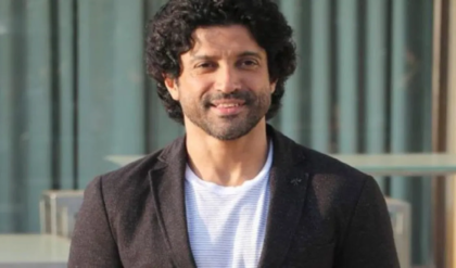 দ্য বিটলস-এর বায়োপিকে এবার বলিউড চমক, রবিশঙ্কর সেজে বিশ্বমঞ্চে ফারহান আখতার