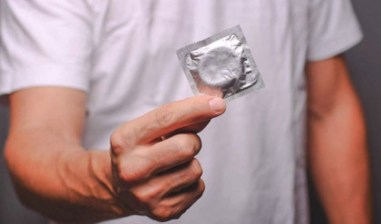 ফেসক্রিমের চেয়েও বেশি চাহিদা! উৎসবের মরশুমে কেন হু হু করে বাড়ছে কন্ডোম বিক্রি?