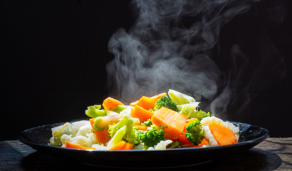 ভাজাভুজি বাদ দিন! সুস্থ থাকতে ডায়েটে রাখুন এই সিদ্ধ খাবারগুলো, রোগ পালাবে ১০০ হাত দূরে