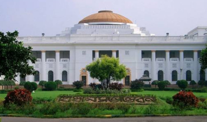 বাজেট শুরুর আগেই রণক্ষেত্র বিধানসভা! ‘ভারত মাতা কি জয়’ বনাম ‘জয় বাংলা’ স্লোগানে উত্তাল কক্ষ