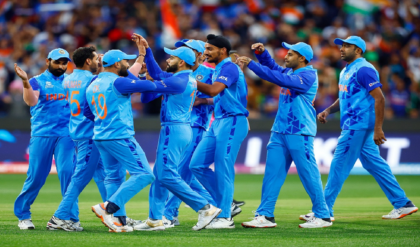 ধোনির অগাধ বিশ্বাস, গম্ভীরের কড়া দাওয়াই! ২০২৬ বিশ্বকাপে কি অপরাজিত থাকবে ভারত?