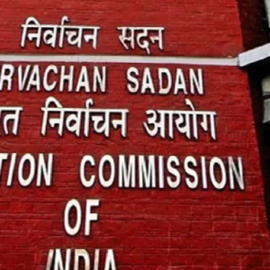 ‘সেন্ট্রাল ফোর্স কি স্রেফ বসিয়ে রাখার জন্য?’ ভোটের আগে নজিরবিহীন কড়া বার্তা নির্বাচন কমিশনের!