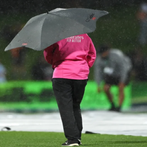 ইংল্যান্ডের বিরুদ্ধে মরণ-বাঁচন ম্যাচ পাকিস্তানের! ক্যান্ডির আকাশে কি ফের বৃষ্টির ভ্রূকুটি?