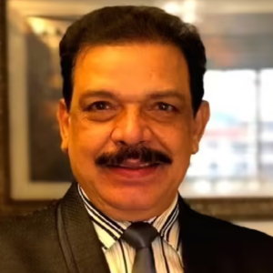 বলিউডের সেটে খাবারের বৈষম্য! তারকা ও কলাকুশলীদের ‘ভেদাভেদ’ নিয়ে বিস্ফোরক গোবিন্দ নামদেব