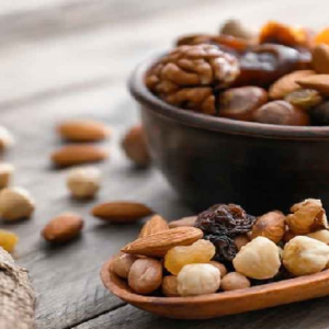 খালি পেটে একমুঠো ড্রাই ফ্রুটস? অজান্তেই নিজের শরীরের কী ক্ষতি বা লাভ করছেন জানলে চমকে যাবেন!