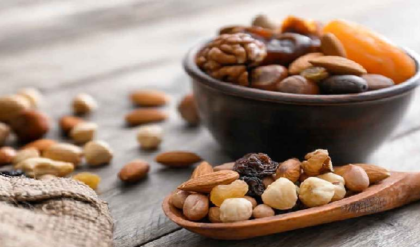 খালি পেটে একমুঠো ড্রাই ফ্রুটস? অজান্তেই নিজের শরীরের কী ক্ষতি বা লাভ করছেন জানলে চমকে যাবেন!