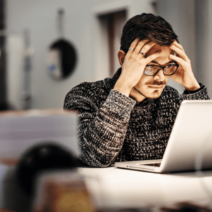 সাবধান! একটানা বসে থাকাই কি ডেকে আনছে মরণঝাঁপ? স্ট্রোকের ঝুঁকি বাড়ছে ৭ গুণ