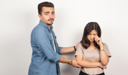 প্রাক্তনের ছায়া কি তাড়া করছে আপনাদের বর্তমানকে? এই ৫টি লক্ষণে চিনে নিন সঙ্গীর আসল মনের হদিশ