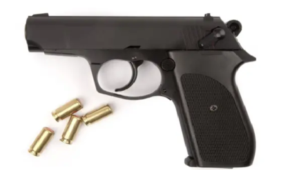 খাস কলকাতায় অটোর ভিতর অস্ত্রের পাহাড়! ভোটের মুখে লালবাজারের বড়সড় সাফল্য