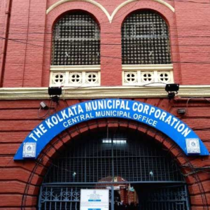 নার্সিংহোমের জন্য ‘গাজর ও কাঠি’ নীতি পুরসভার! স্বাস্থ্যসাথী কার্ড নিলে বিল্ডিং রুলে বিশেষ ছাড়, অন্যথায় কড়া ব্যবস্থা