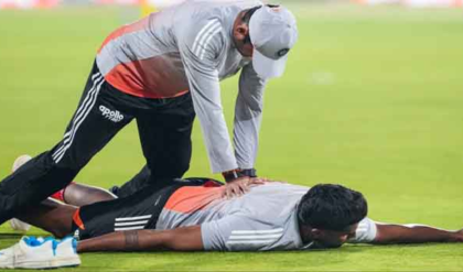 বিশ্বকাপ শুরুর ২৪ ঘণ্টা আগে বড় ধাক্কা! ছিটকে গেলেন হর্ষিত রানা, কে হলেন ত্রাতা?