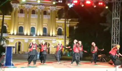 বসন্তের সন্ধ্যায় নবাবি আমেজ! মুর্শিদাবাদ হেরিটেজ উৎসবে মুগ্ধ সাত দেশের পর্যটক