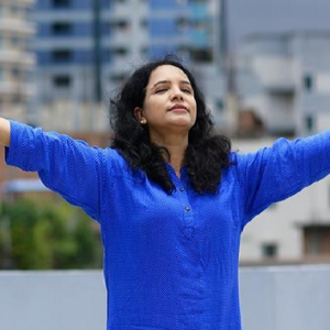 চল্লিশেই কি জীবনের আসল শুরু? মাঝবয়সের বিষণ্ণতা কাটিয়ে এভাবেই হয়ে উঠুন অপরাজেয়!