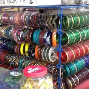 লাচ্ছা থেকে আতর, শেষ মুহূর্তের কেনাকাটায় উত্তাল ইদের বাজার! উপচে পড়া ভিড় কলকাতা থেকে মালদায় ২. খুশির ইদে